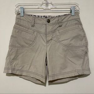 Athleta Cream Shorts Size 0 Nylon/Spandex Shorts